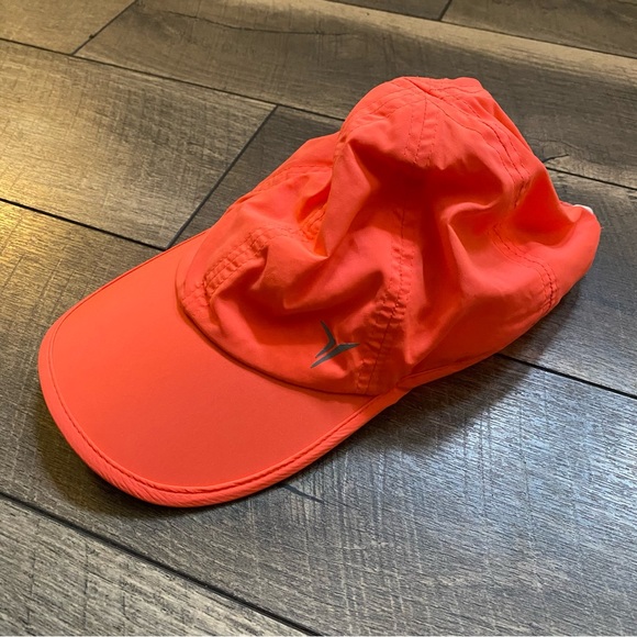 Old Navy Accessories - 🌟3 for $15 || Old Navy || Dry Wick Hat